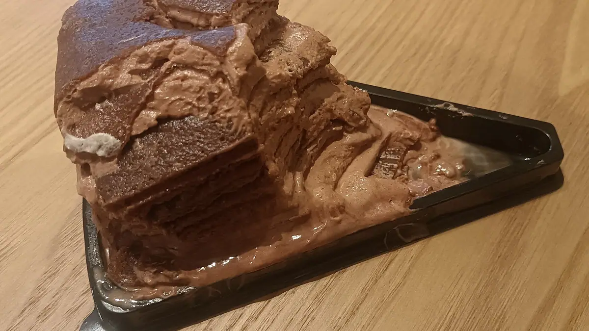 Cake Zone – cake shop in Broad Green, London